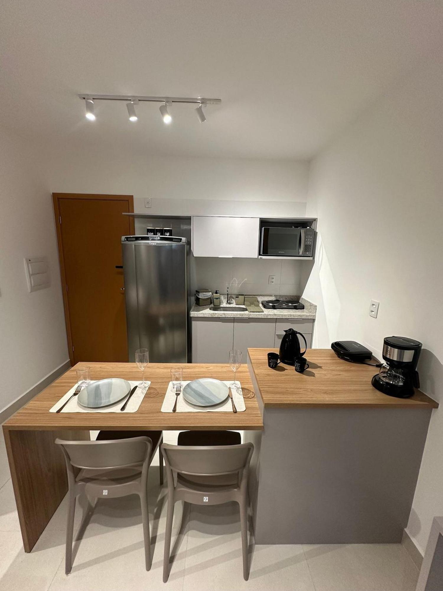 Apartamento Com Ar E Varanda Bairro Sao Mateus