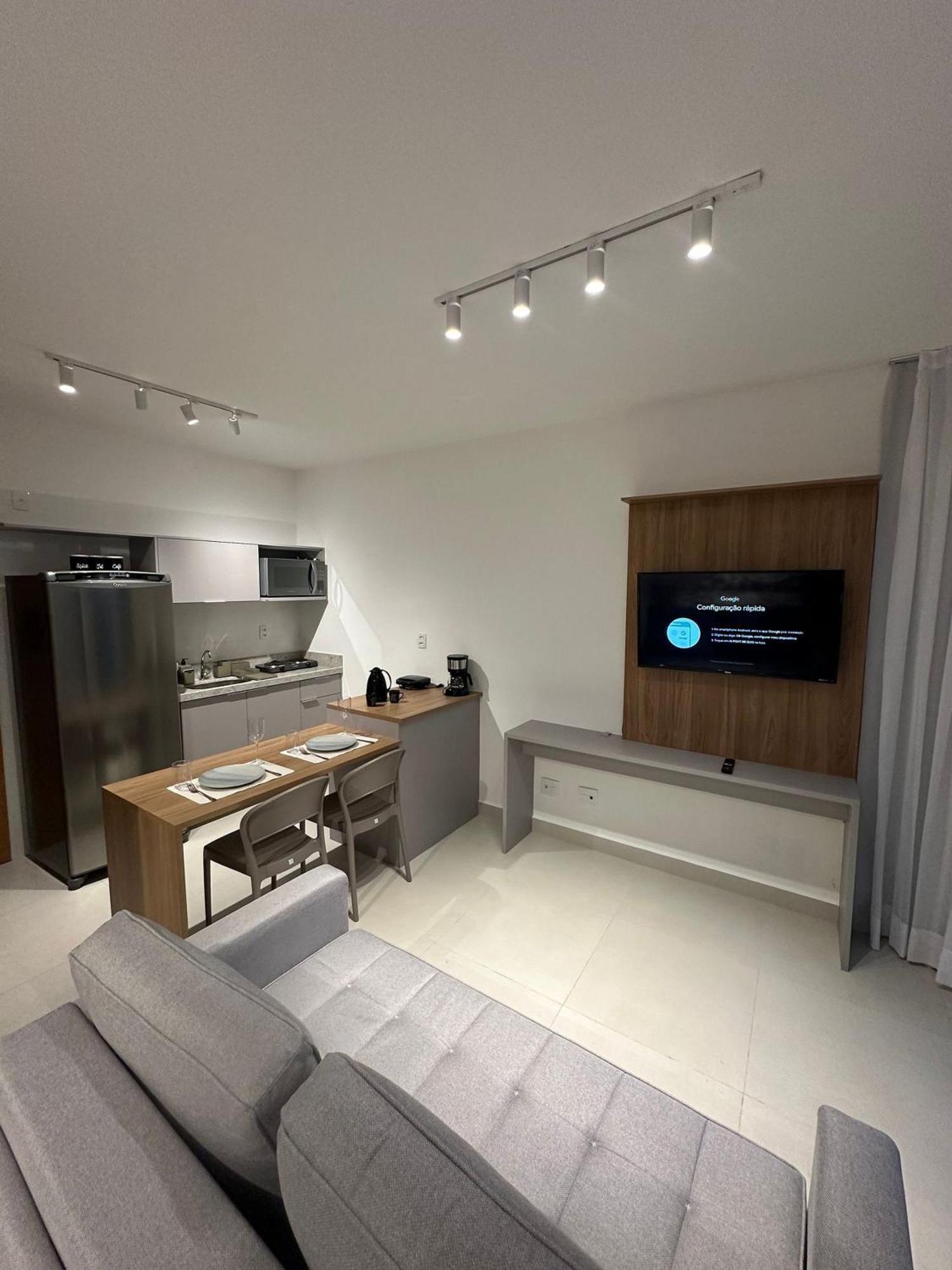 Apartamento Com Ar E Varanda Bairro Sao Mateus